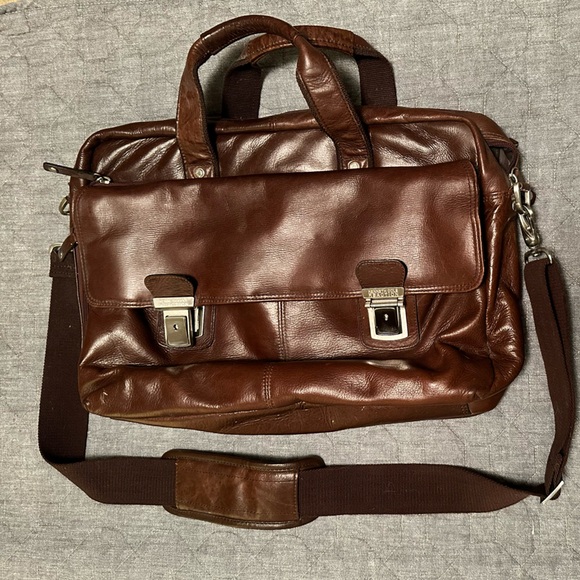 EUC Kenneth Cole Reaction leather-look briefcase laptop bag